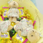 Букет из игрушек медвежат и конфет фото 4