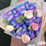 Букет из конфет Milka и розовые розы фото 4